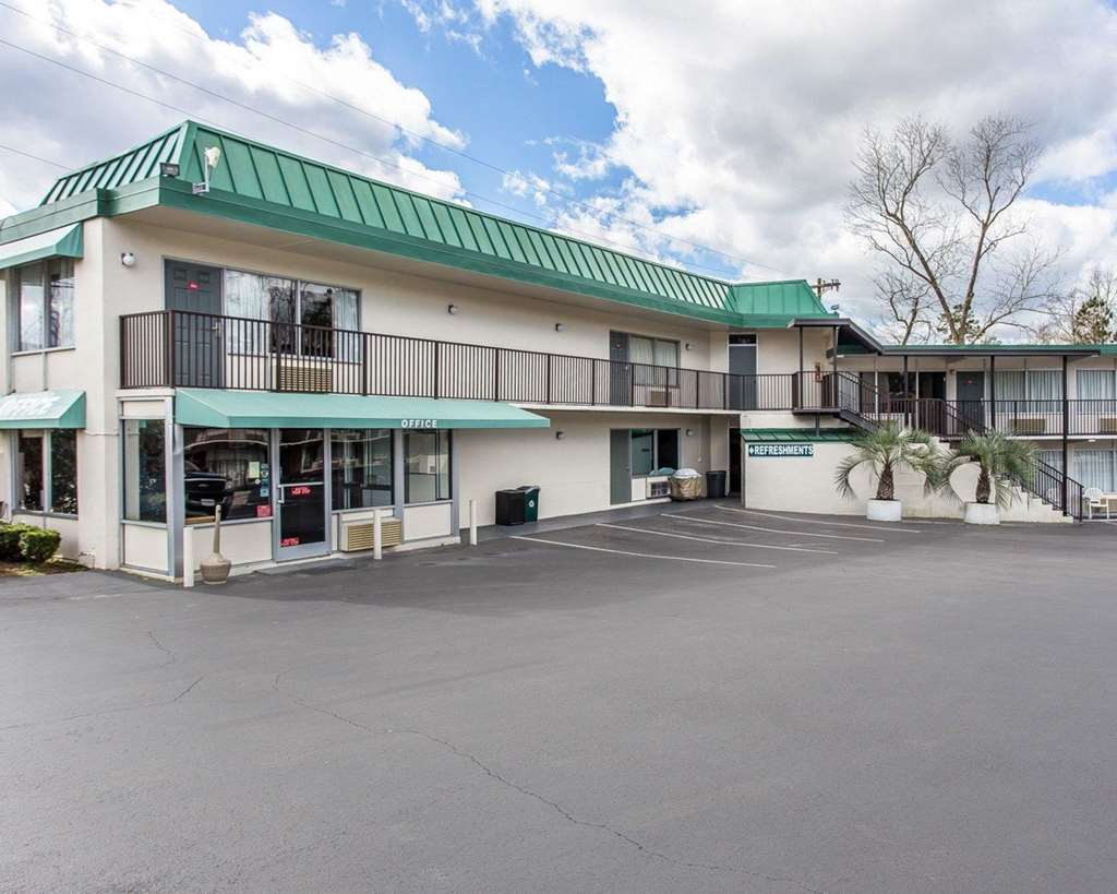 Econo-Lodge Of Conway Kültér fotó